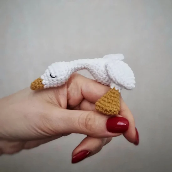 Adorable Amigurumi Goose: Free Crochet Pattern