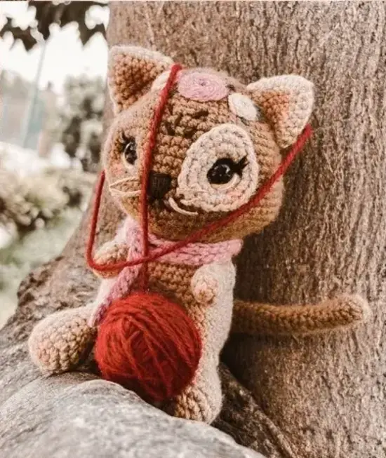 Meow-tastic Mokita: Free Amigurumi Kitty Crochet Pattern