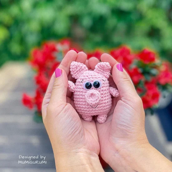 Miniature Amigurumi Piggy Free Crochet Pattern