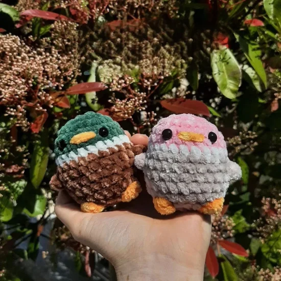 Adorable No-Sew Mini Duck Free Crochet Pattern