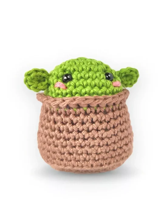 Mini Grogu (Baby Yoda) Crochet Amigurumi Pattern