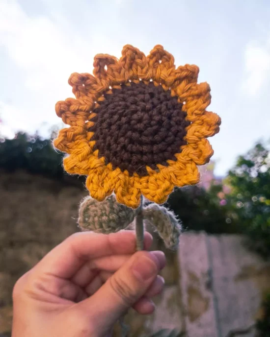 Cute Sunflower Free Crochet Pattern