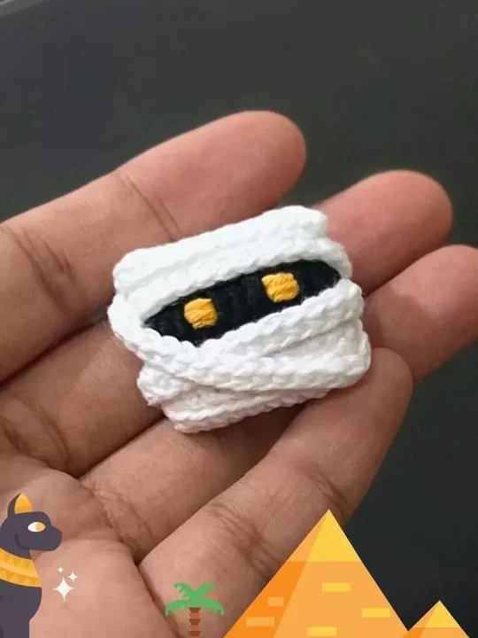 Eerie-Cute Mummy Free Crochet Pattern