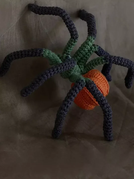 Amigurumi Pumpkin Spider Free Crochet Pattern