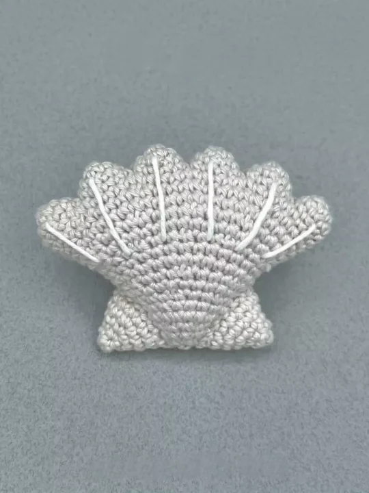 Amigurumi Scallop Shell Free Crochet Pattern