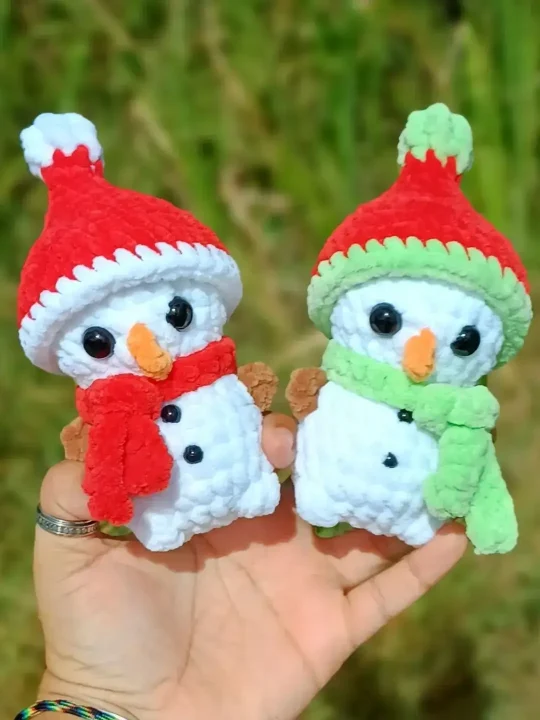 Amigurumi Snow Buddy Crochet Pattern