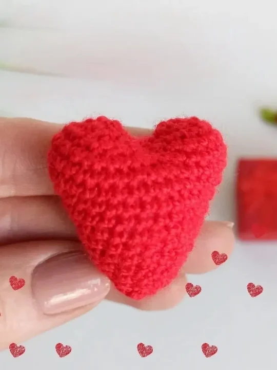 Charming Heart Amour Pattern