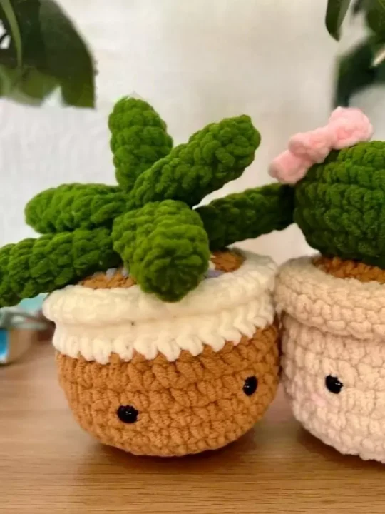 Crochet Cactus with Pot Amigurumi Free Pattern