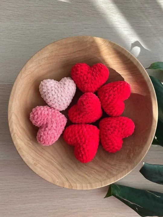 Heartwarming Crochet Loveheart Free Pattern