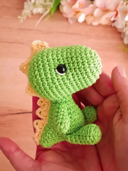 Little Amigurumi Dino Free Crochet Pattern