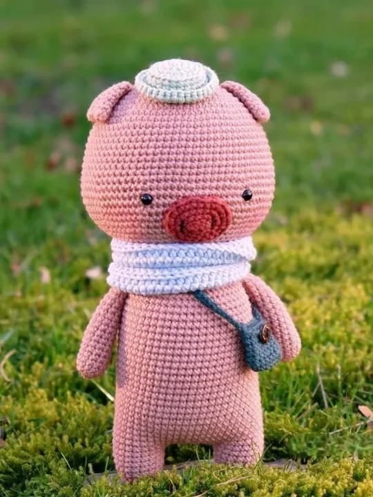 Snuggly Piglet Amigurumi Free Crochet Pattern
